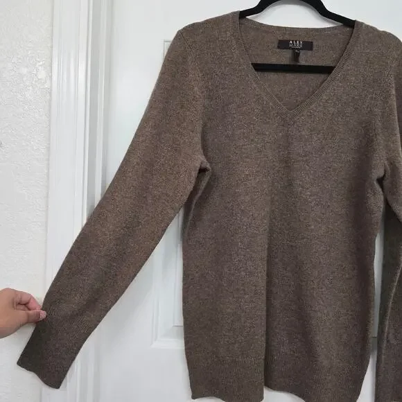 Alex Marie Cashmere Sweater Brown V-Neck  Sz L Timeless Minimalist QuietLuxury - Picture 2 of 7